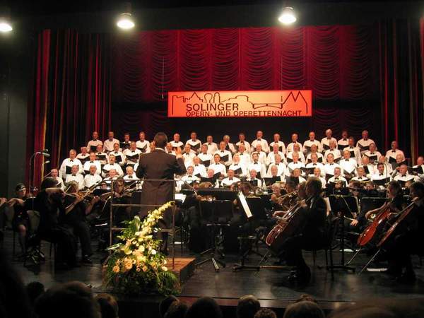 Gemeinschaftskonzert mit den Stöckenern im Theater- und Konzerthaus Solingen 2005